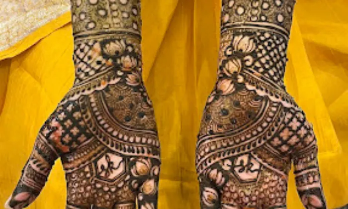 Rambha Sharma Best Mehndi Artist